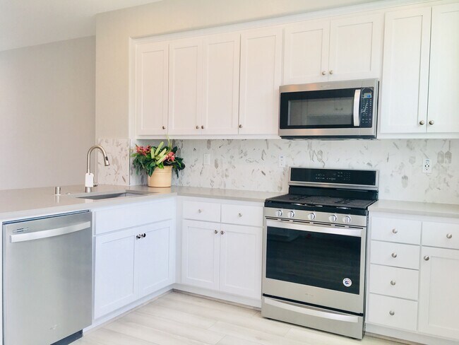 Building Photo - 3876 Domain Way