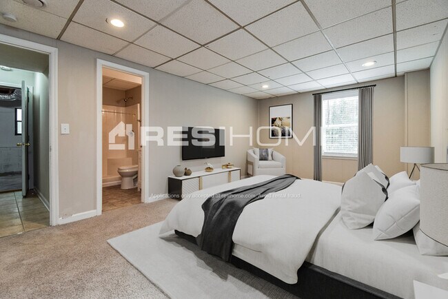 Building Photo - 6812 Ivy Log Drive