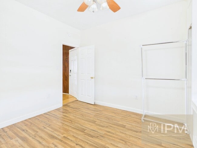 Foto del edificio - 319 N Penn St