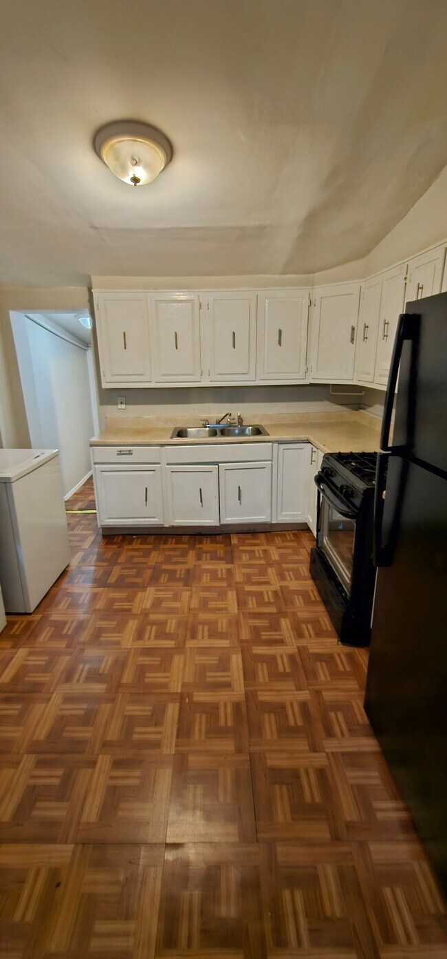 Building Photo - 1807 Ramsay St