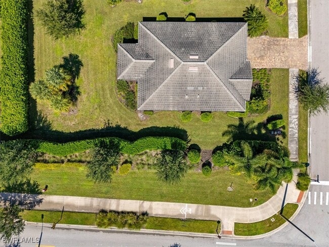 Foto del edificio - 4596 Lamaida Ln