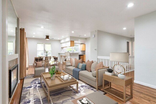 Foto del edificio - **Remodled 5 bedroom 3 bath home for rent ...