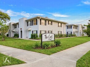 Building Photo - 3323 N Westmoreland Dr