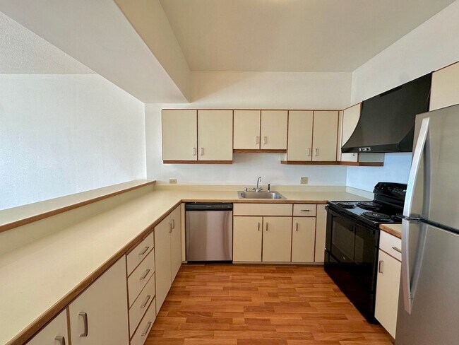 Foto del edificio - $500 OFF FIRST MONTH RENT - One Bedroom On...