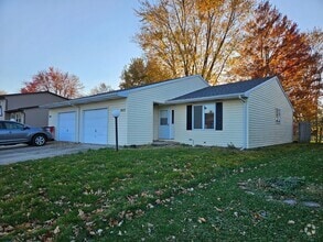 Building Photo - 2117 Ivy Ct