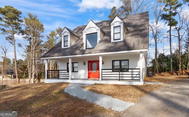 Building Photo - 3247 Suwanee Creek Rd