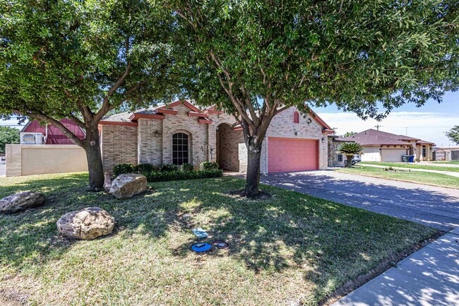 Building Photo - 10702 Patron Loop