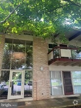 Building Photo - 4211 Americana Dr
