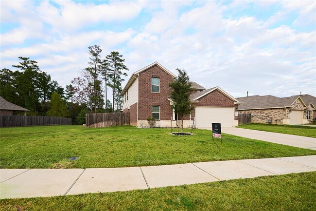 Foto del edificio - 13918 Nicolet Arbor Ln