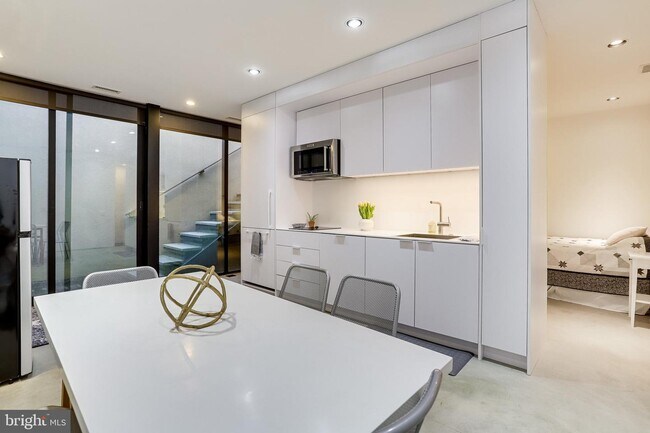 Foto del edificio - 1514 N Garfield St