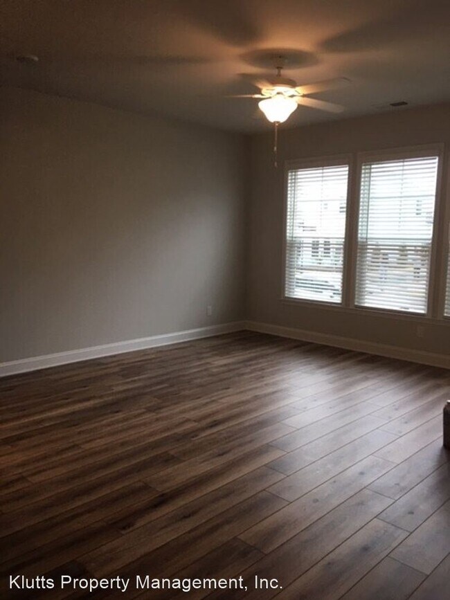 Building Photo - 3 br, 2.5 bath House - 913 Lyndon Station ...