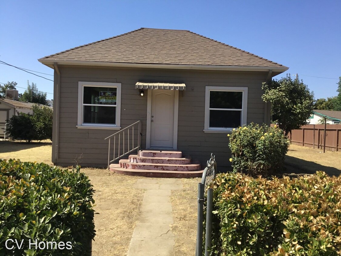 Foto principal - 2 br, 1 bath House - 1207 Sanger Ave