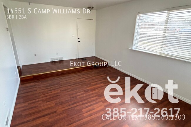 Foto del edificio - 14551 S Camp Williams Rd