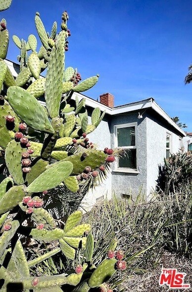 Foto del edificio - 3017 Urban Ave