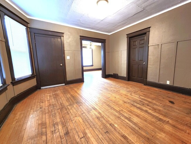 Foto del edificio - 3156-3158-3158 N 1st St