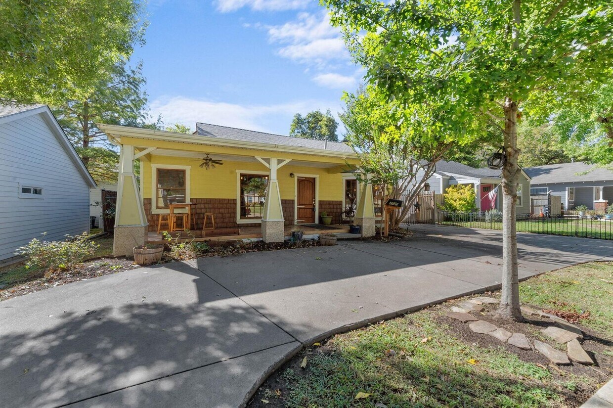 Charming Home in FW Cultural District House Rental in Fort Worth, TX