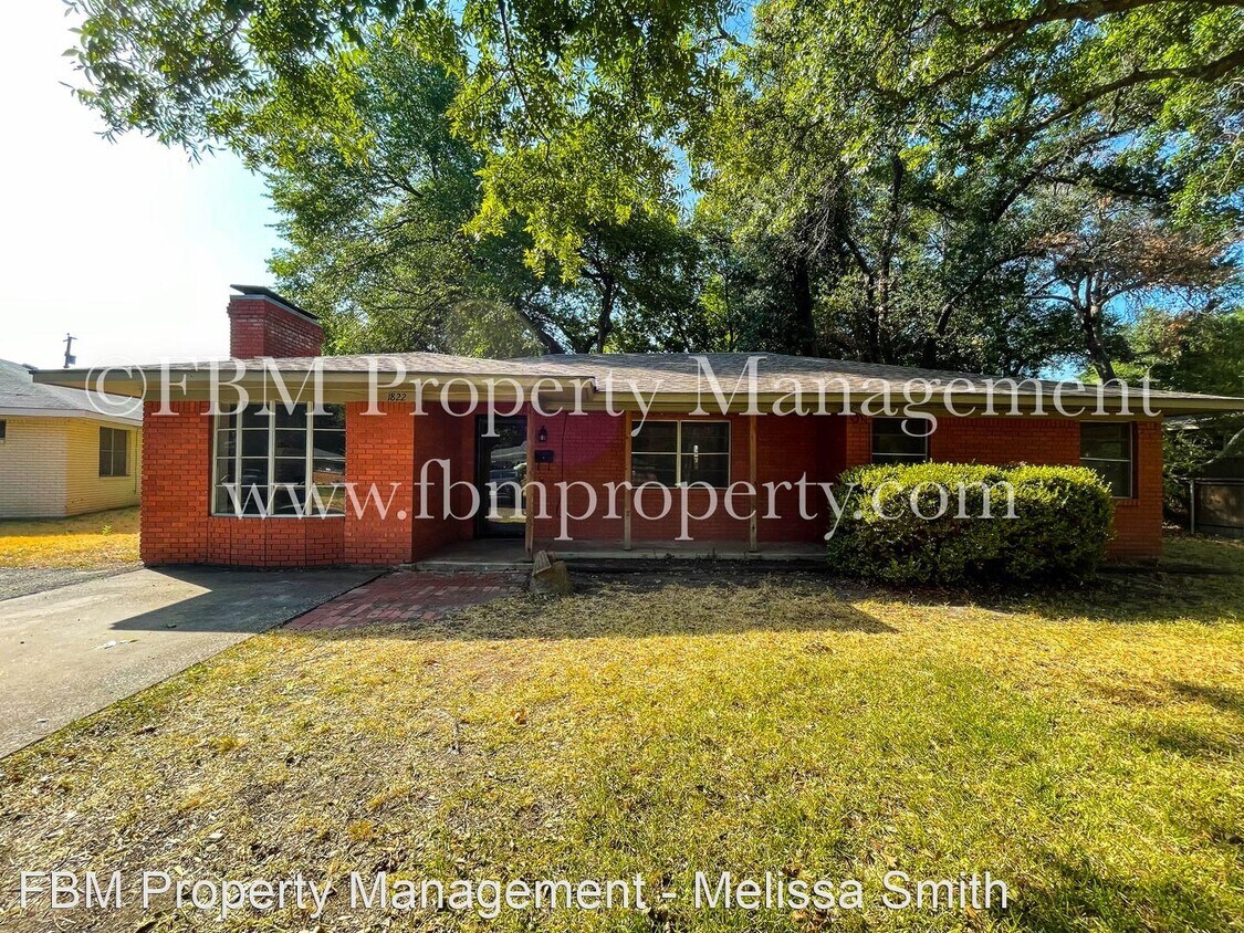 Primary Photo - 3 br, 2 bath House - 1822 E Beverly Dr