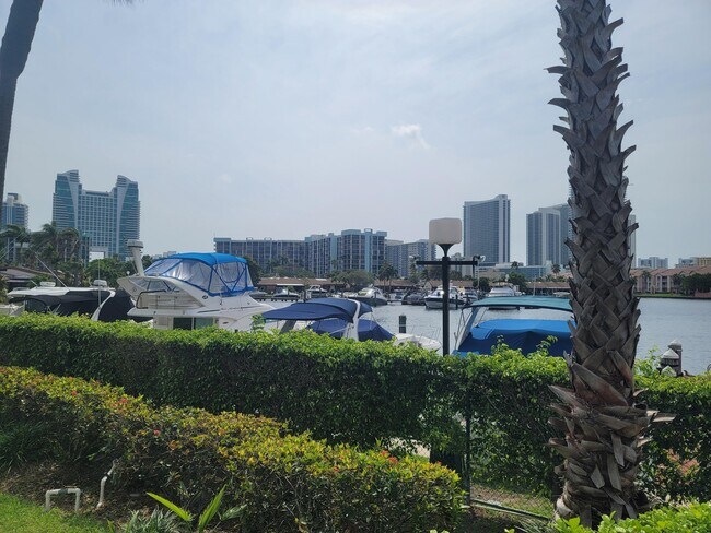 Building Photo - 600 Three Islands Boulevard