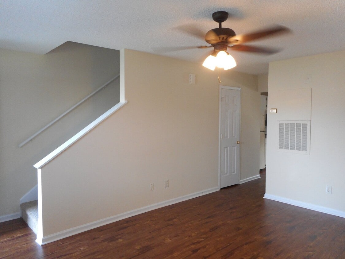 Building Photo - 1116 Camden Ave