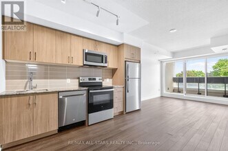 Building Photo - 4010 Eglinton Ave W