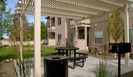 Building Photo - Ustick Corner Apartments