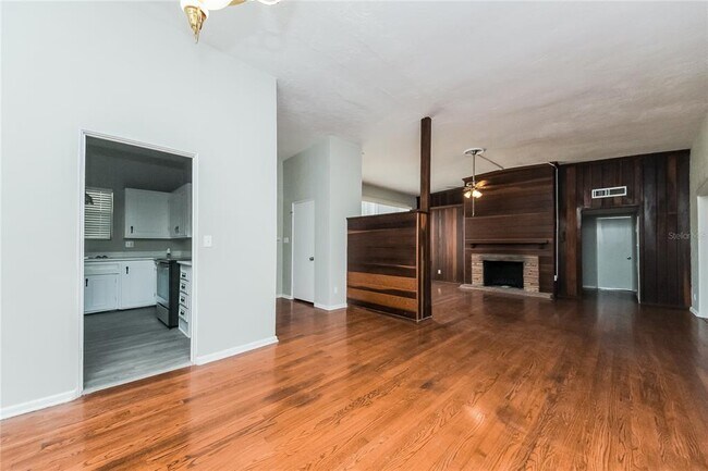 Building Photo - 2843 Riddle Dr
