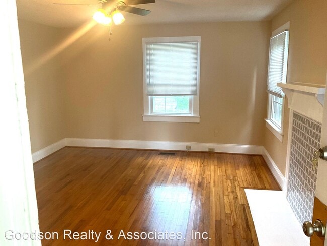 Building Photo - 2 br, 1 bath House - 809 East Sumner Street