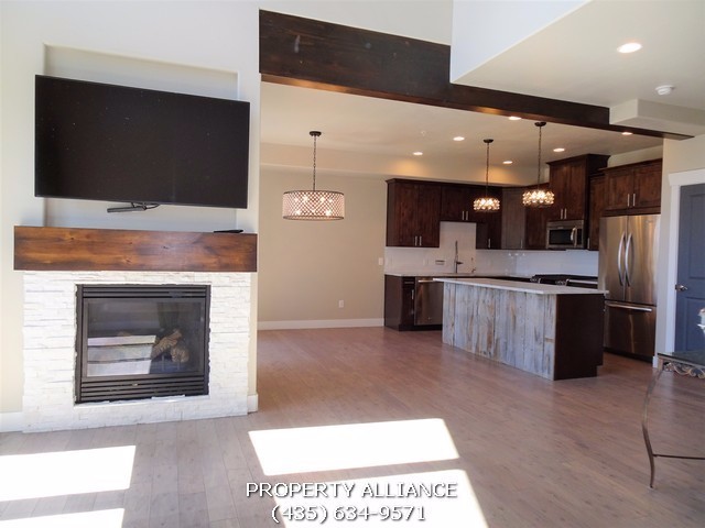Building Photo - 8077 Courtyard Loop