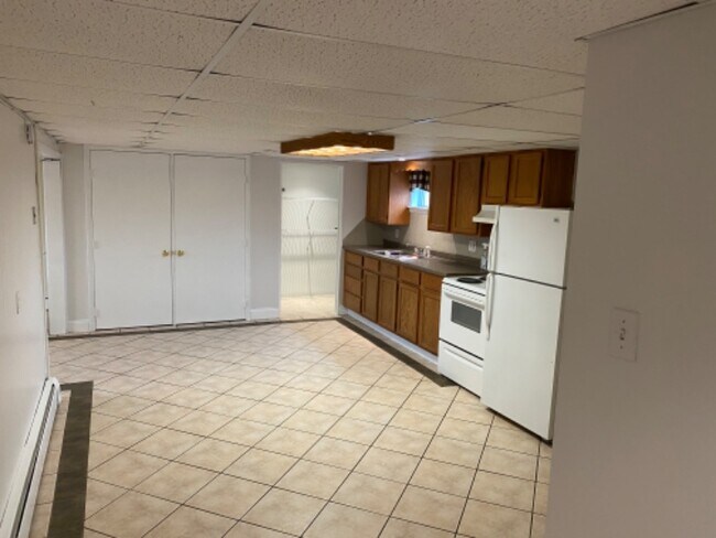 Foto del edificio - 584 Valley Rd