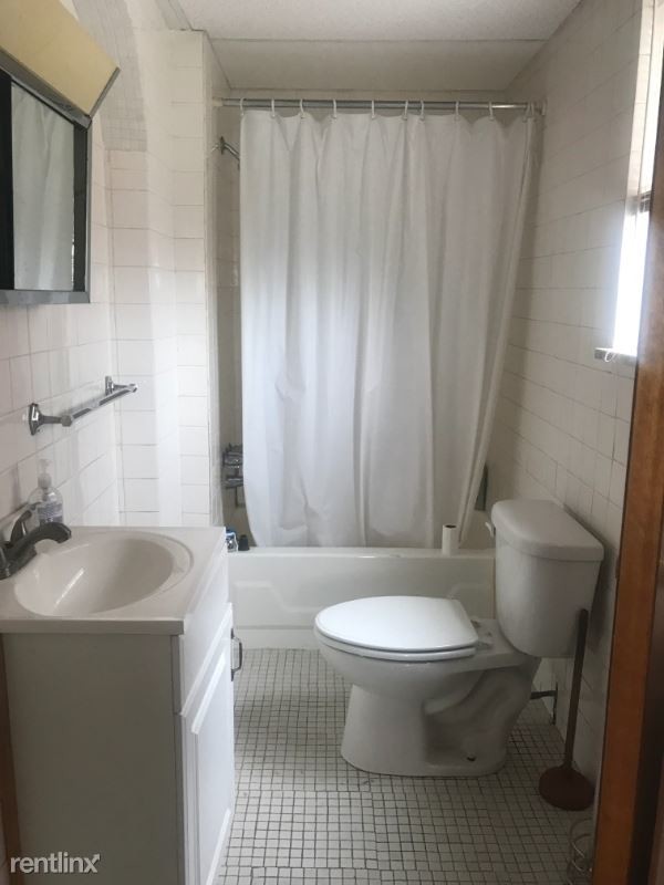 Foto del edificio - 3 br, 1 bath House - 3417 Ward St