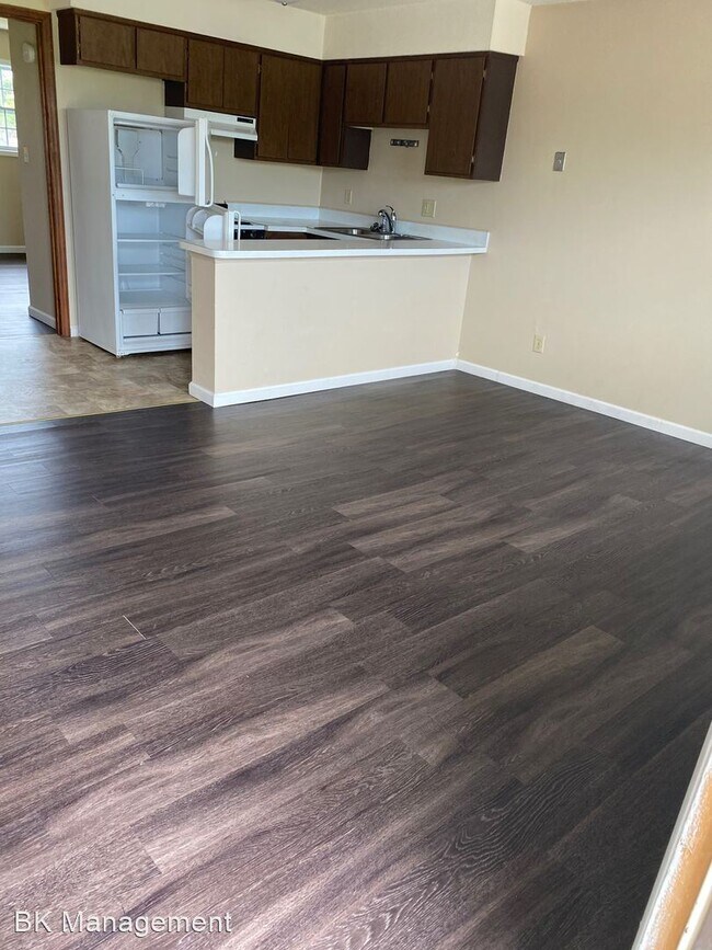 Foto del edificio - 843 N U.S. 41