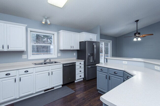 Building Photo - 4954 Gem Ln NW