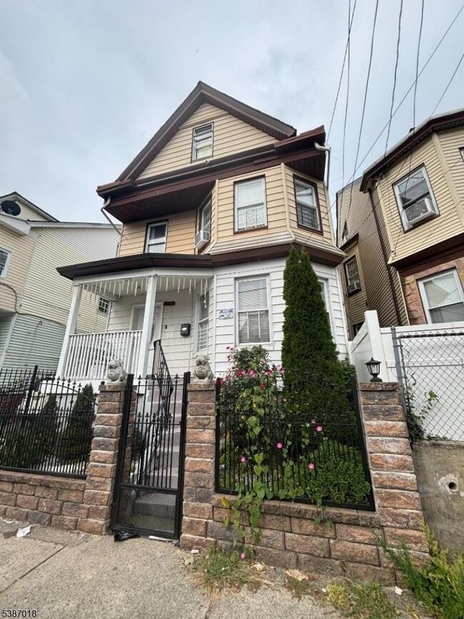 Foto del edificio - 602 E 23rd St