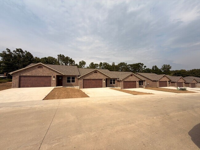 Building Photo - 3031-MF3-E4
