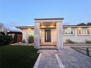 Building Photo - 11164 Tamarack Ave