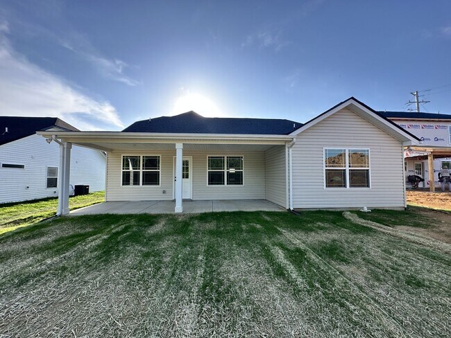 Foto del edificio - Springfield One Level with Bonus Room Above Garage