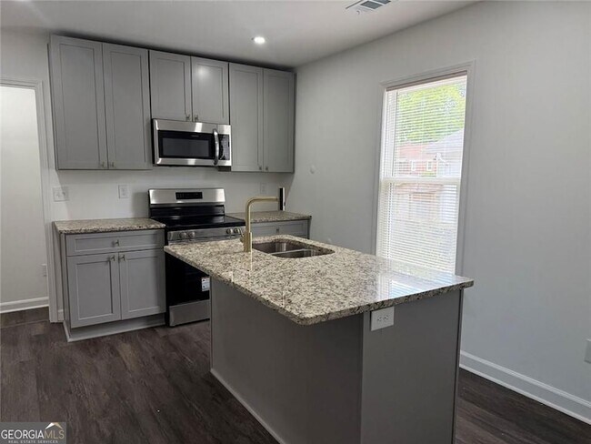 Foto del edificio - 1040 Palmetto Ave SW