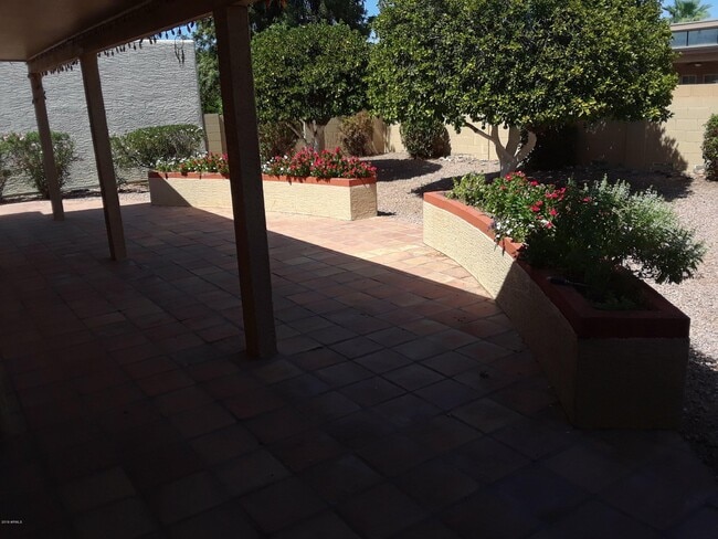 Foto del edificio - 26425 S Truro Dr