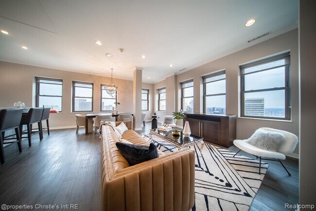 Foto del edificio - 1135 Shelby St