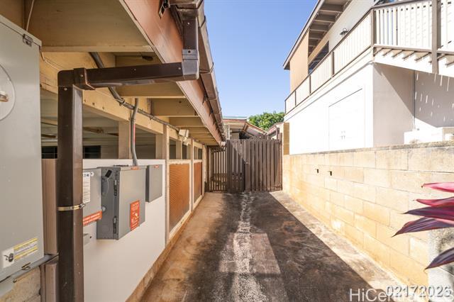 Building Photo - 1470 Ala 'Amo'amo St