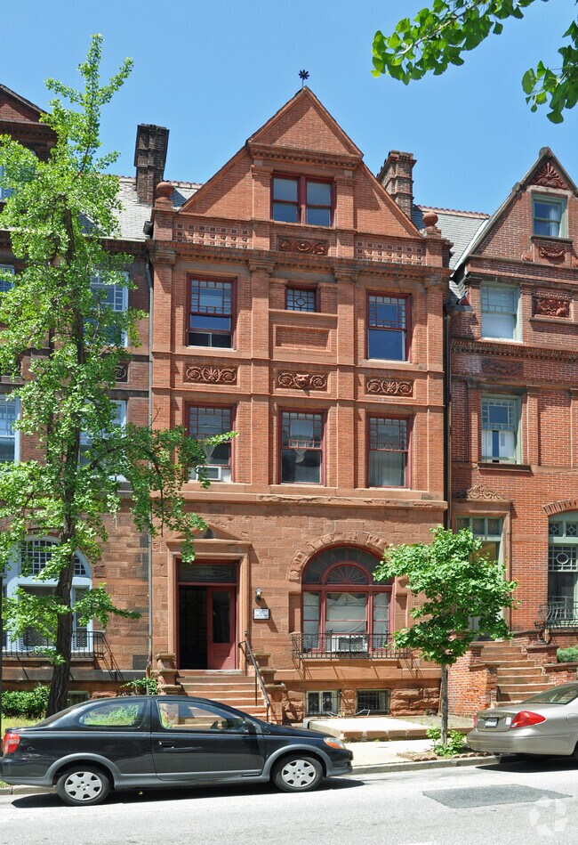 1026 N Calvert St, Baltimore, MD 21202 Apartments Baltimore, MD