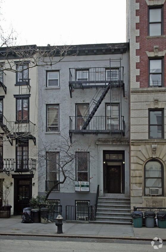 Building Photo - 336 E 19th St