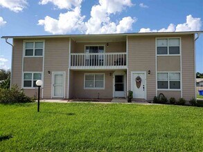 Building Photo - 124 Rio Del Mar St