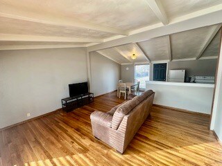 Foto del edificio - 828 Canby St