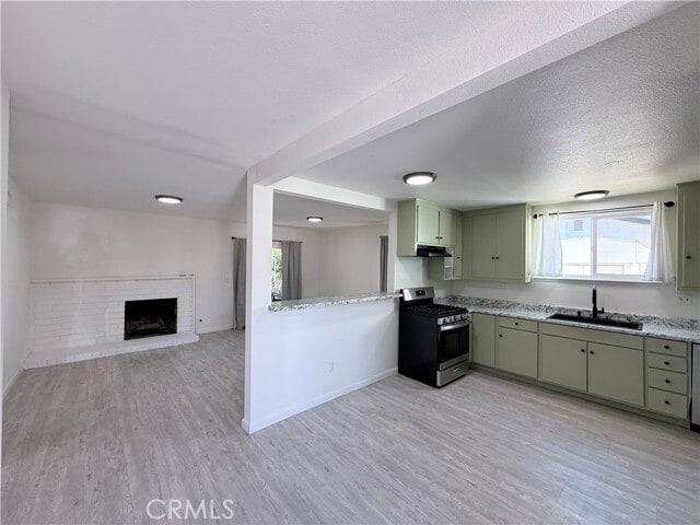 Building Photo - 175 S Vallejo Way