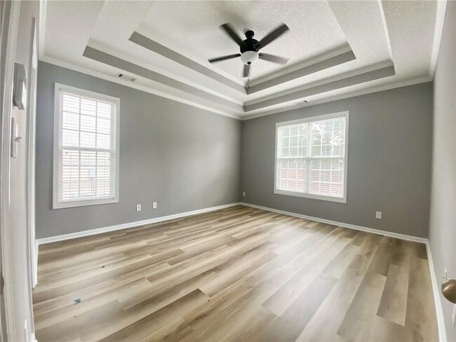 Building Photo - 675 Millbrook Village Dr