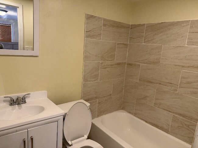 Building Photo - 466 GA-138