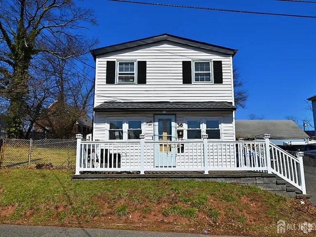 Building Photo - 36 Diaz St