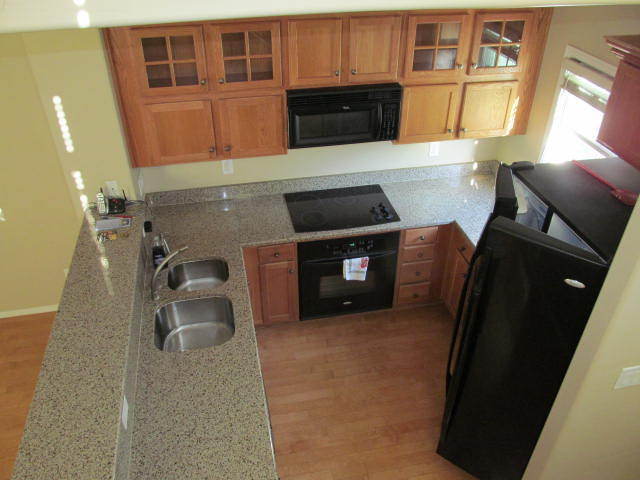 Building Photo - Three levels of comfort. Two bedrooms. One...