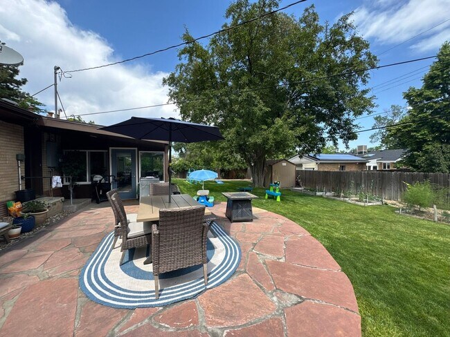 Foto del edificio - 500 Estes St